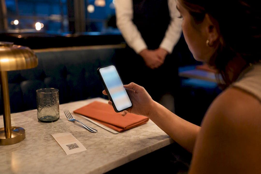 Waiter Ratings Online: Verified Feedback and No Fee Tips