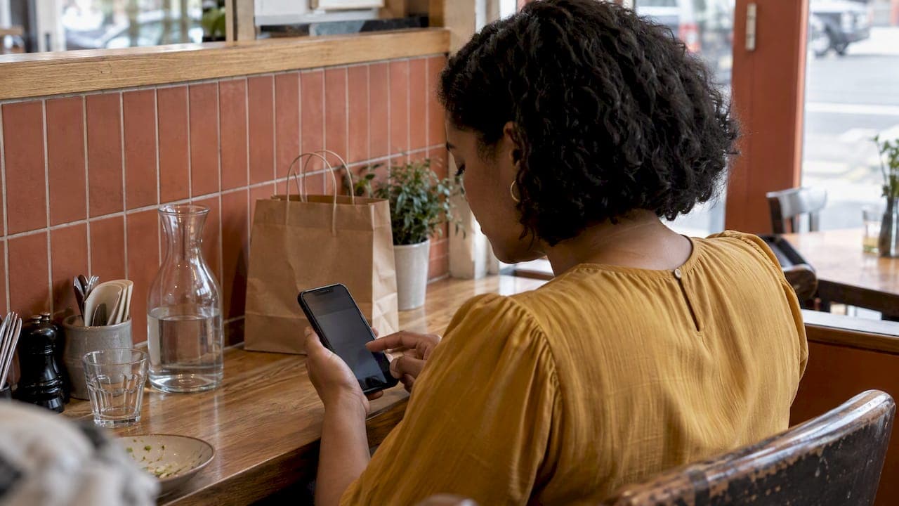 Restaurant Promo Codes in the UK: Where to Find Them and How to Run Your Own